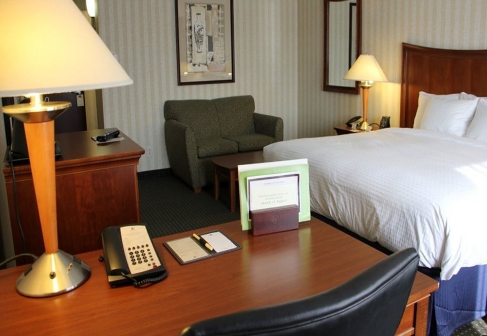 Doubletree By Hilton Pittsburgh Monroeville Convention Center Exterior foto